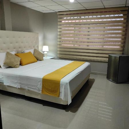 جواياكيل Royalinn المظهر الخارجي الصورة