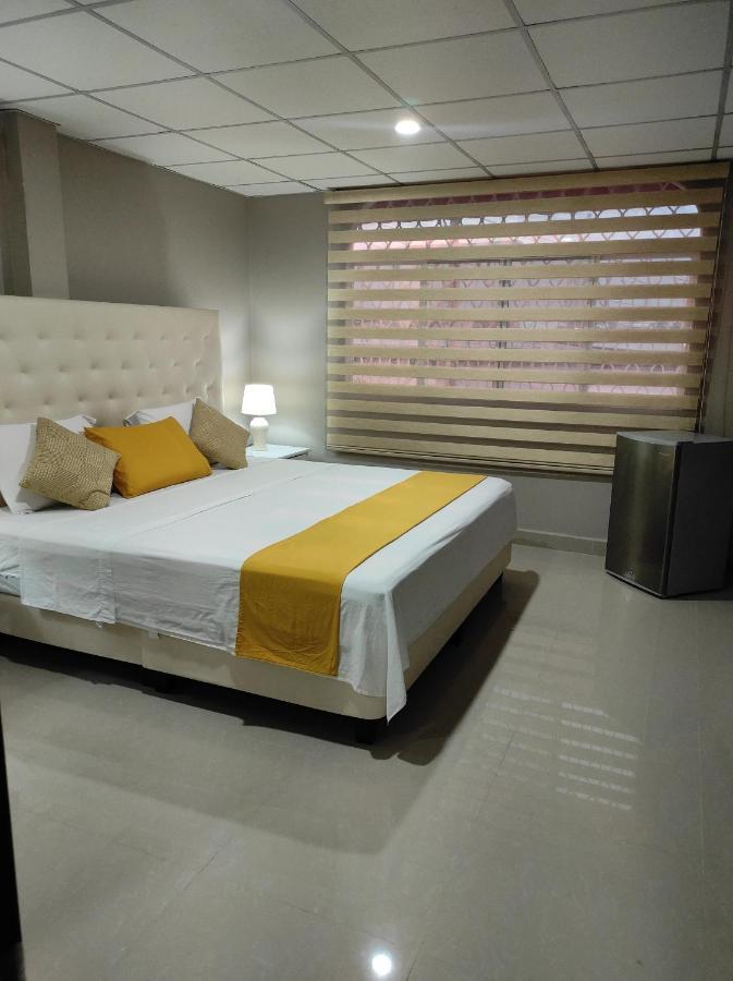 جواياكيل Royalinn المظهر الخارجي الصورة