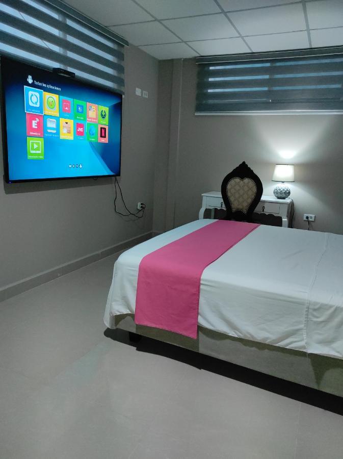 جواياكيل Royalinn المظهر الخارجي الصورة