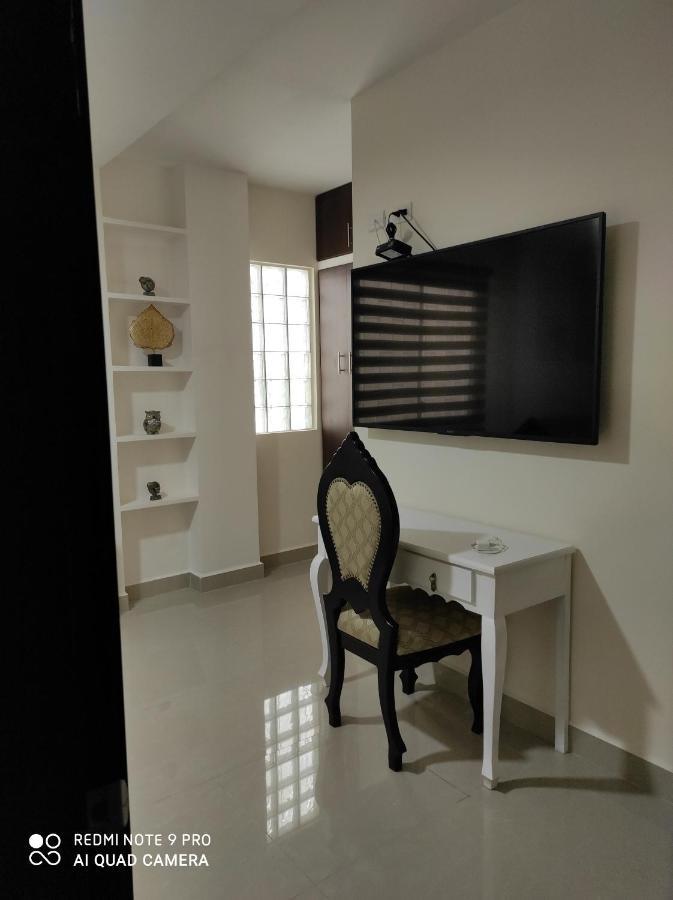 جواياكيل Royalinn المظهر الخارجي الصورة